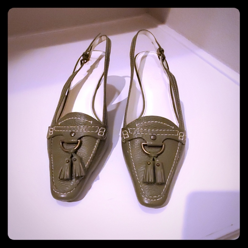 Green Cole Haan kitten heels